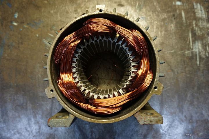 Agregat prądotwórczy przenośny benzynowy generator prądu 7km AVR 3000W zdjęcie 3