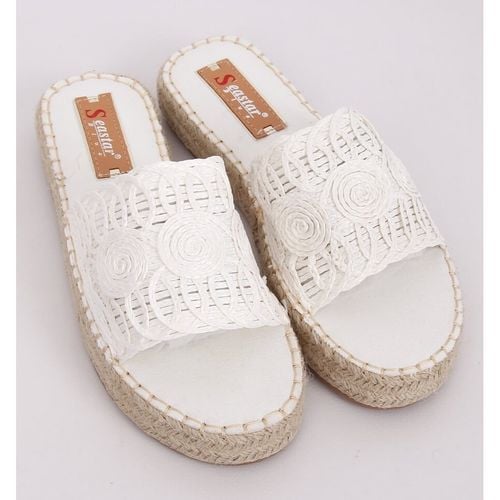 Klapki espadryle białe T353P White r.41 na Arena.pl