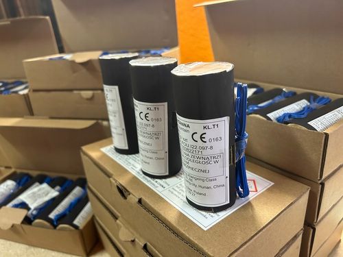 SCENICZNA FONTANNA ISKIER BEZZAPACHOWA XT1038 NO SMELL 30sek/2m 1szt na Arena.pl