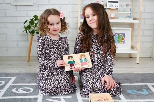 Drewniane klocki magnetyczne dla dzieci Ubieranka Adamtoys sklep zabawki na Arena.pl