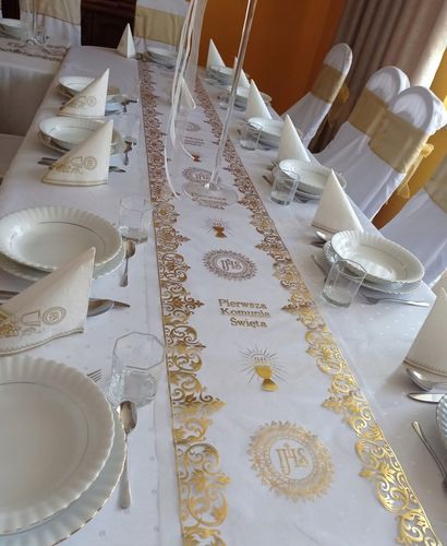 BIEŻNIK KOMUNIJNY ZŁOTY OBRUS NA STÓŁ KOMUNIA DEKORACJA INSPIRACJA na Arena.pl