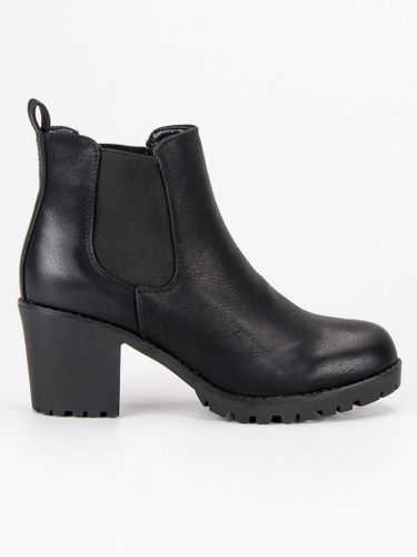 SZTYBLETY NA PLATFORMIE Rozmiar - 38 na Arena.pl