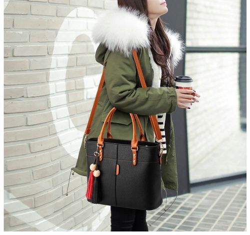 TOREBKA DAMSKA KUFEREK CZARNY z brąz DO RĘKI NA RAMIĘ LISTONOSZKA na Arena.pl