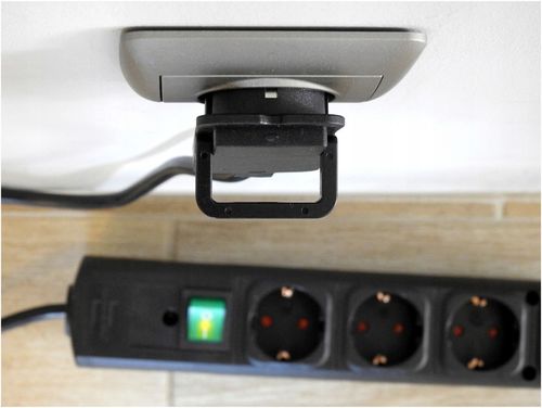 Przedłużacz 4 Gniazda Listwa z PŁASKĄ Wtyczką Do Ciasnych Miejsc Kabel 2m na Arena.pl