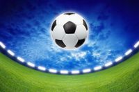 FOTOTAPETA PIŁKARSKA PIŁKA W LOCIE BOISKO STADION