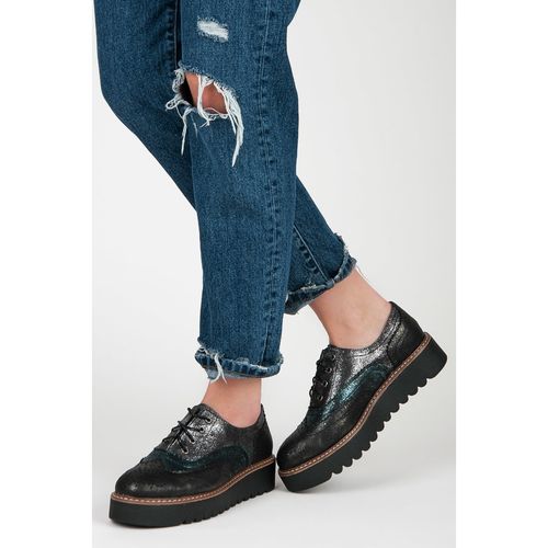 Wiązane Półbuty r.38 na Arena.pl