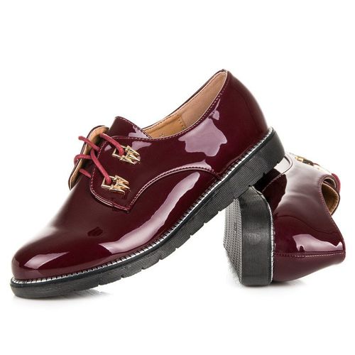 Lakierowane półbuty r.39 na Arena.pl