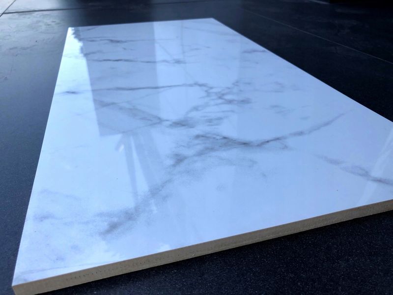 gres-polerowany-frost-white-30x60-bia-y-marmur-g-1-arena-pl