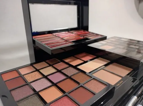 Kosmetyczka walizka kuferek zestaw 73 kosmetyków na Arena.pl