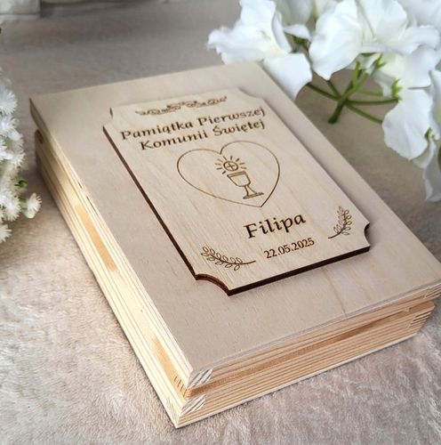 ANIOŁEK W PUDEŁKU DREWNIANYM PERSONALIZOWANY KOMUNIA CHRZEST CHŁOPIEC na Arena.pl