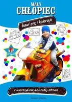 Mały Chłopiec Bawi Się I Koloruje