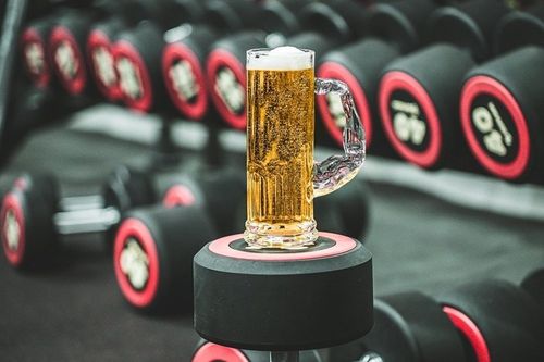 Kufel siłacza na Arena.pl