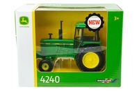 ND01_249602 TOMY Britains traktor John Deere 4240