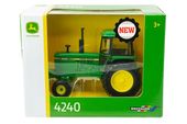 ND01_249602 TOMY Britains traktor John Deere 4240