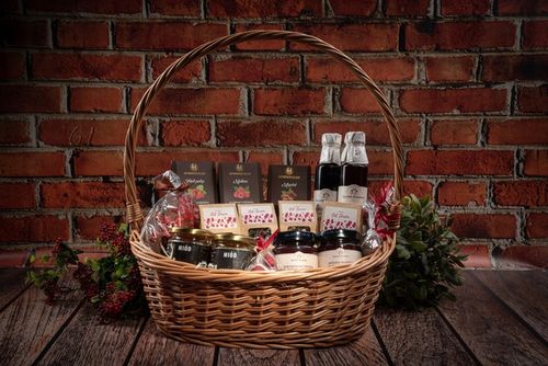 KOSZ PREZENTOWY DUŻY WIKLINOWY ZESTAW HERBAT SŁODYCZE SYROPY NA URODZINY na Arena.pl