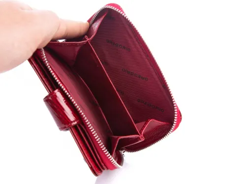 portfel damski  czerwony lakierowany  gregorio na Arena.pl