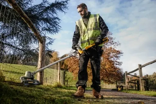 DEWALT PODKASZARKA AKUMULATOROWA 18V DCMST561N zdjęcie 4