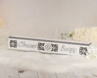 Białe pudełko na świecę do Chrztu Świętego z ażurowym wzorem PCS-7