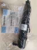 OE BMW DYSZA SPYSKIWACZA REFLEKTORA LEWA BMW Z4 E85 E86 61677057451