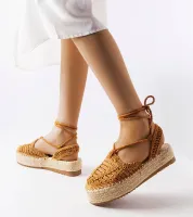 Camelowe wiązane espadryle Partenia 38