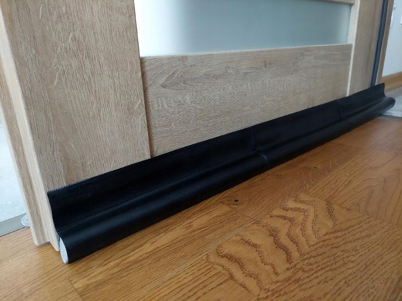 USZCZELKA PRZECIWPRZECIĄGOWA zdjęcie 13