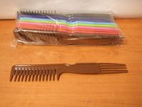 grzebienie 20szt z ząbkami  do tapirowania18,5cm 6646