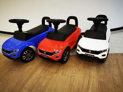 ND31_J05_038_1_1 Jezdzik Volkswagen T-Roc czerwon na Arena.pl