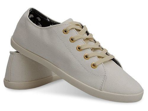 MATERIAŁOWE TRAMPKI 605 BIAŁY 39 na Arena.pl