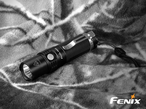 Latarka diodowa Fenix PD25 na Arena.pl