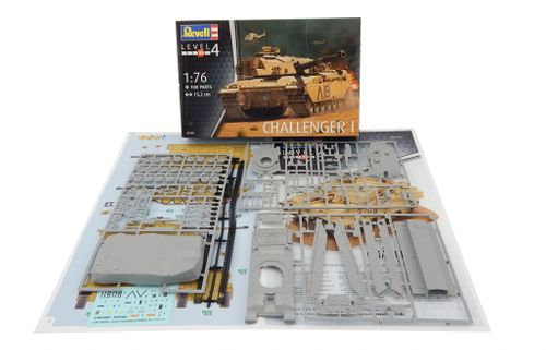A8272 Model do sklejania czołg Challenger na Arena.pl