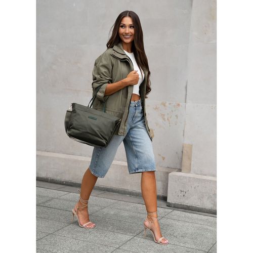 zielona shopperka damska z nylonu, jednokomorowa z doczepianym na Arena.pl