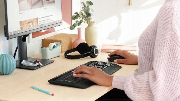 Mysz bezprzewodowa Logitech M330 Silent Plus zdjęcie 15