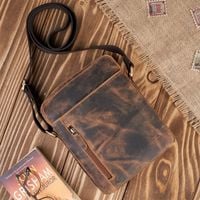 męska brązowa skórzana torba na ramię w stylu vintage