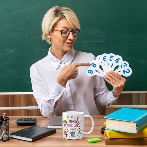 KUBEK DLA NAUCZYCIELA PREZENT NA KONIEC SZKOŁY TRZEBA MIEĆ WIELKIE SERCE na Arena.pl