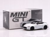 MINI GT NISSAN Z Performance 2023 Everest White 1:64