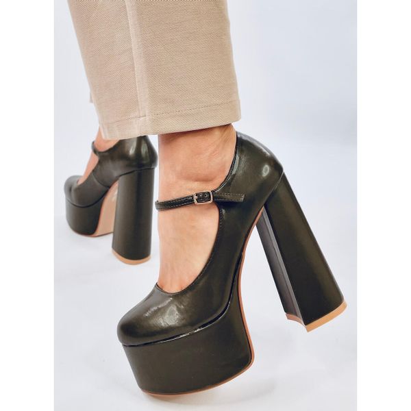 Czółenka na platformie r.36 zdjęcie 5