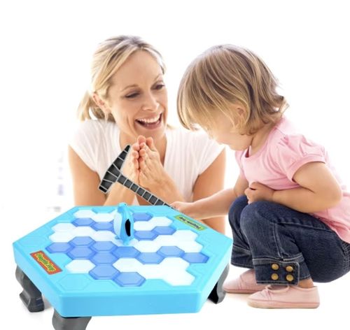 Pingwin w Lodzie w Lodowej Pułapce Gra Zręcznościowa Pingwinek na Arena.pl