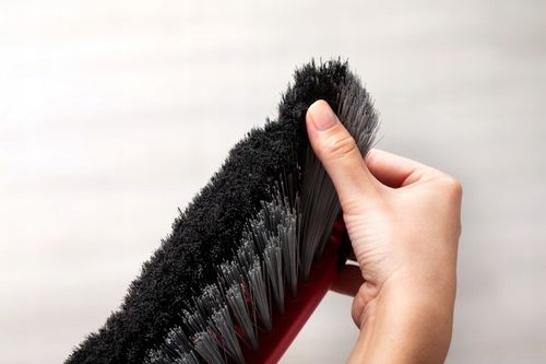 VILEDA Szczotka miotła Uniwersalna 2 w 1 z kijem na Arena.pl