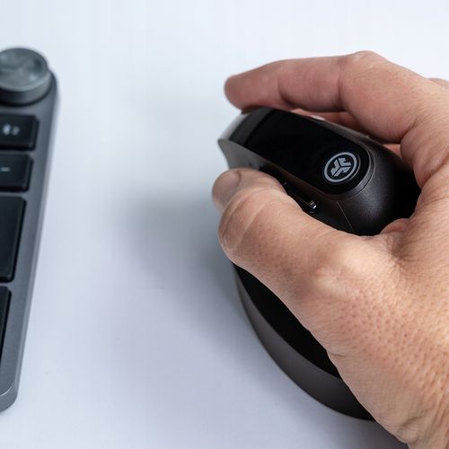 Myszka Jlab JBuds Ergonomic na Arena.pl
