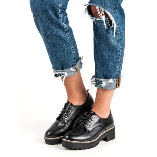 Modne wiązane półbuty r.41 na Arena.pl