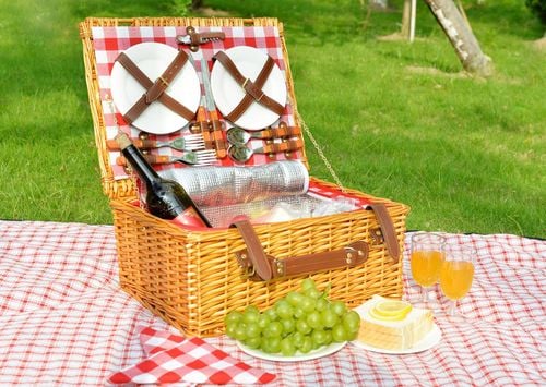 ELEGANCKI KOSZ PIKNIKOWY Z WIKLINY 4os NACZYNIA na prezent ŚLUB TERMOTORBA na Arena.pl