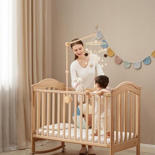 Ruchomy drewniany uchwyt do łóżeczka dziecięcego do karuzeli naturalny na Arena.pl