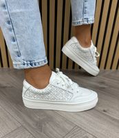 TOMMY HILFIGER ORYGINALNE SNEAKERSY SKÓRA SZNUROWANE LOGOWANE KREMOWE 39