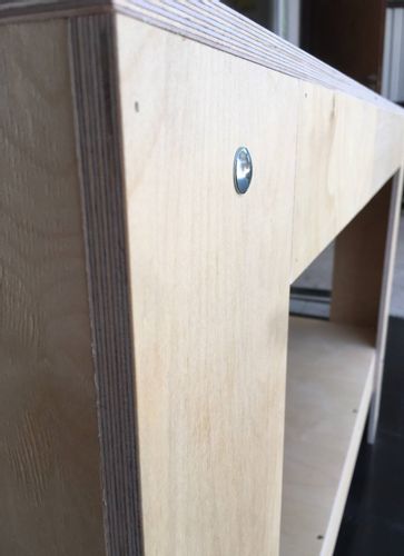 Stół narzędziowy na Arena.pl