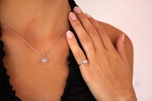 Wisiorek Staviori WBD1880 na Arena.pl