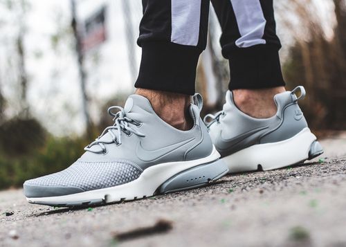 Nike Presto Fly SE (908020-009)44 na Arena.pl