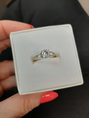 Złoty pierścionek zaręczynowy SAY YES grawer r. 14 na Arena.pl