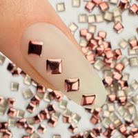 ShinePins gładkie ćwieki ozdoby do paznokci kwadratowe large NTN Nr 4 5g