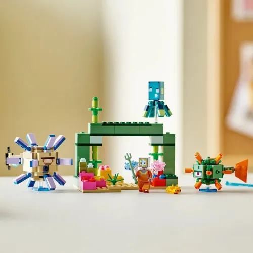 LEGO Minecraft 21180 Walka ze strażnikami na Arena.pl