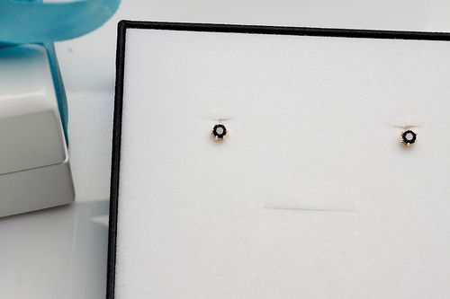 kolczyki złote z szafirami na Arena.pl